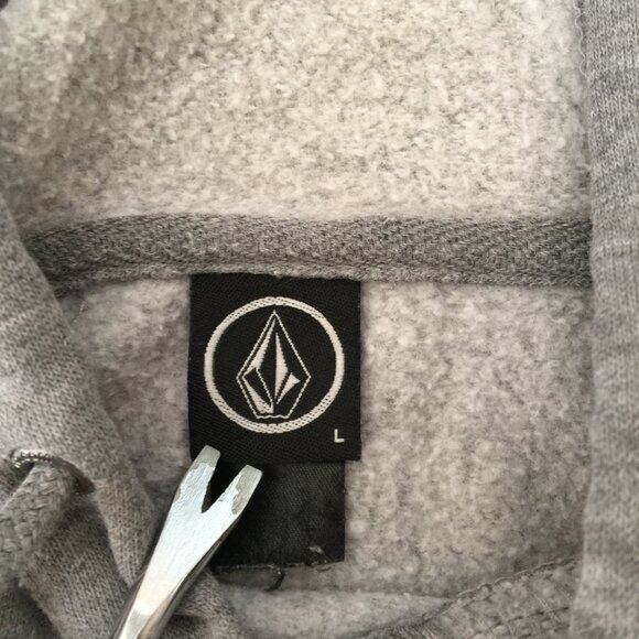 Volcom Hoodie Mens Large Gray Pullover Sweatshirt Kangaroo Pocket Logo Patch - Picture 8 of 10